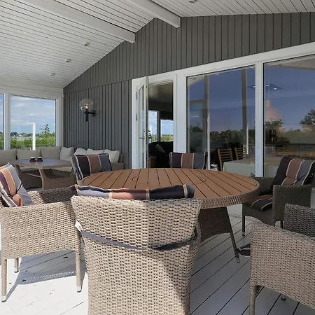Holiday home Xii